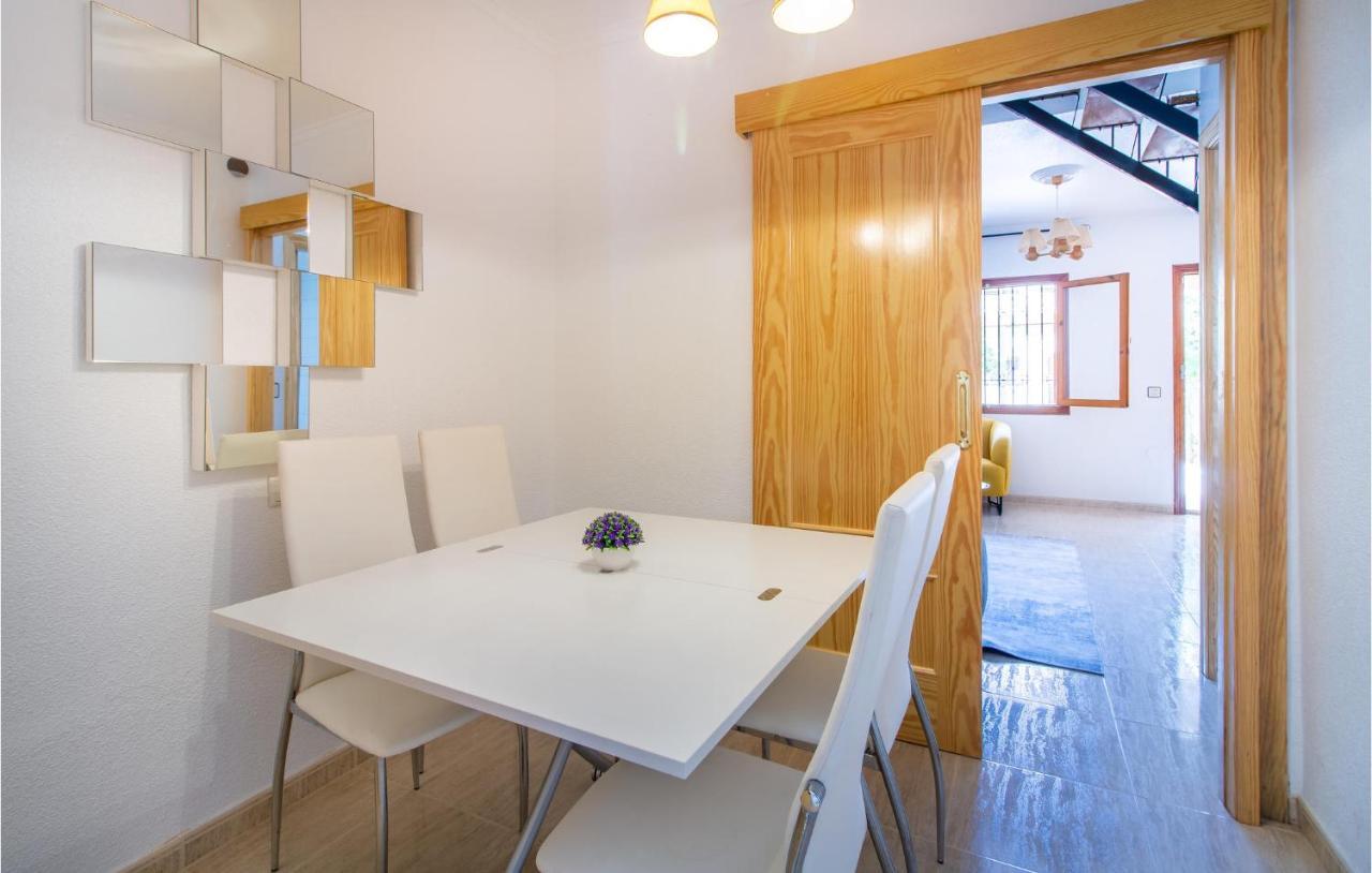 Stunning Home In Los Alcazares With Kitchen 外观 照片
