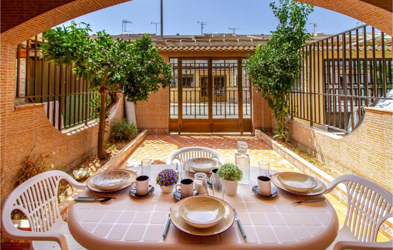 Stunning Home In Los Alcazares With Kitchen 外观 照片
